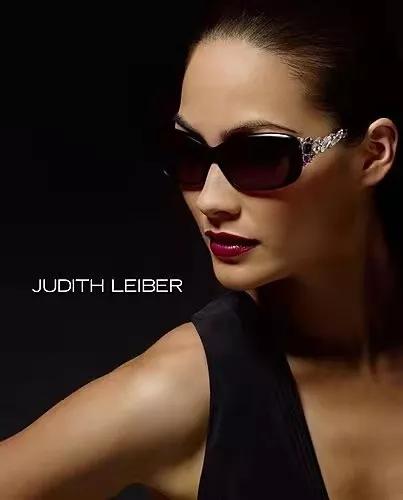 世界十大奢侈品眼镜框,奢侈品眼镜品牌排行价格