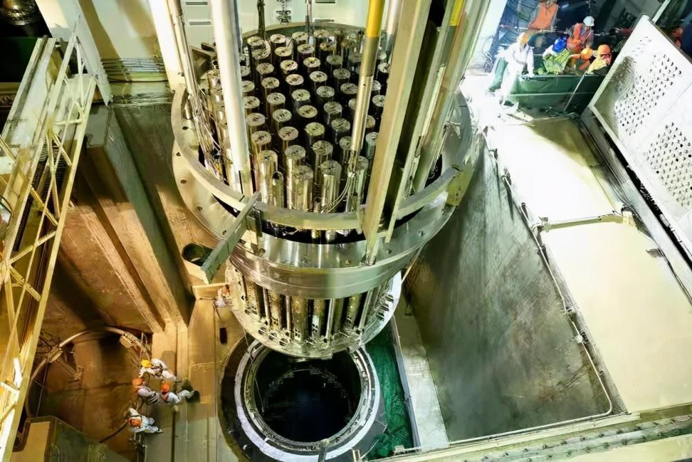 玲珑1号vs尼米兹号反应堆,玲珑一号与美国的航母反应堆对比