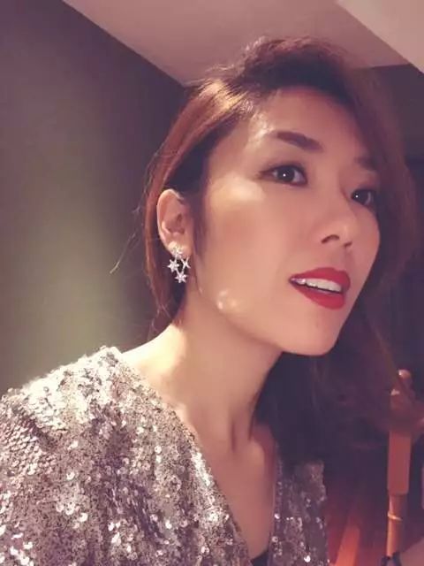 听说，90%的人都没有涂对口红