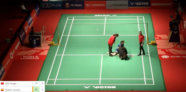 运动员骨头受伤,运动员脚部受伤