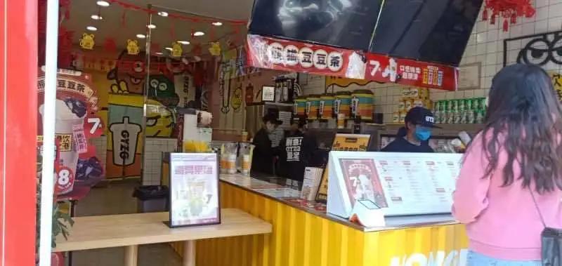 疫情下的小奶茶店生意怎么样,疫情下奶茶店怎么运作的