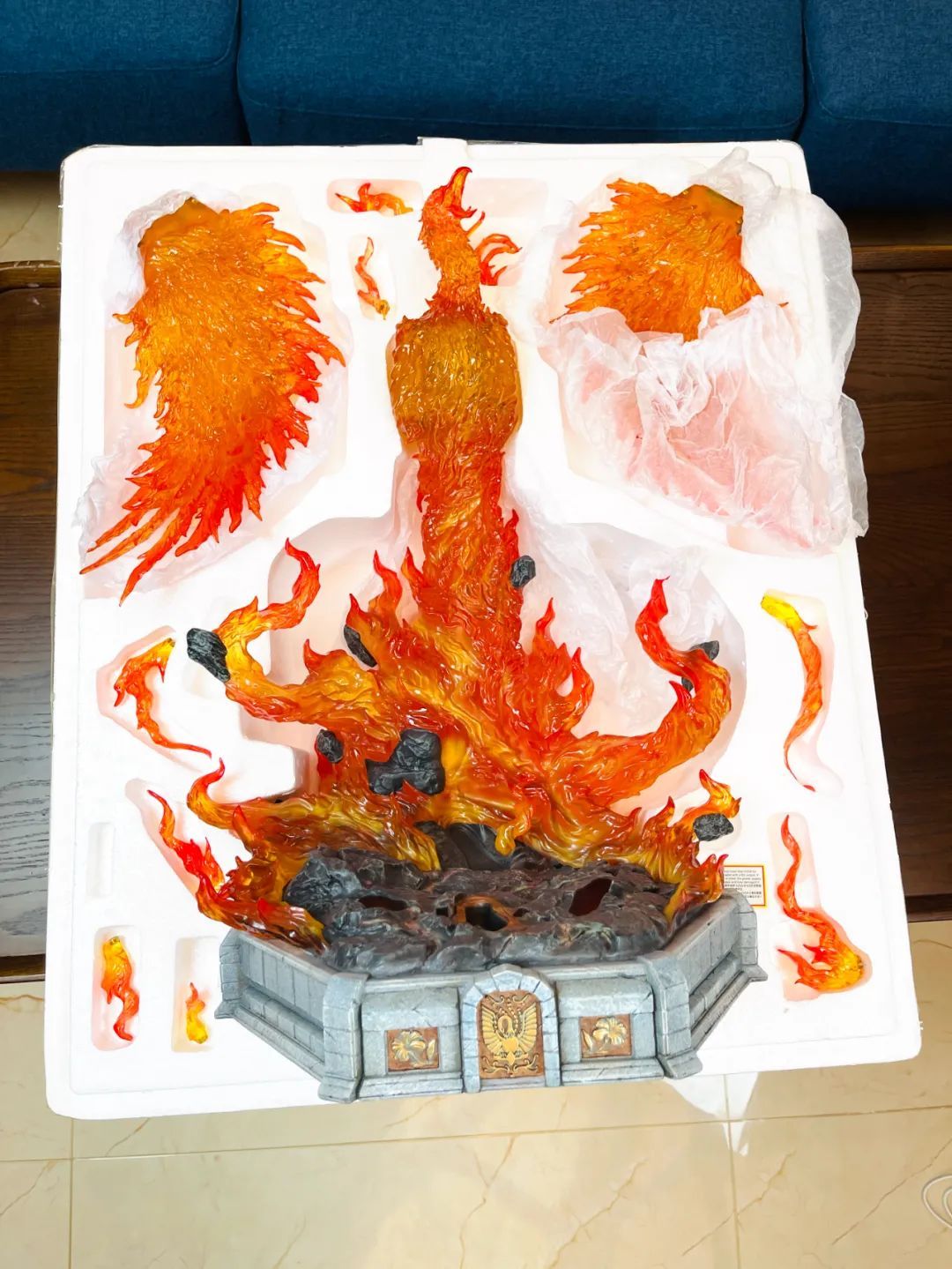 我居然花6000多买了个会发光的凤凰