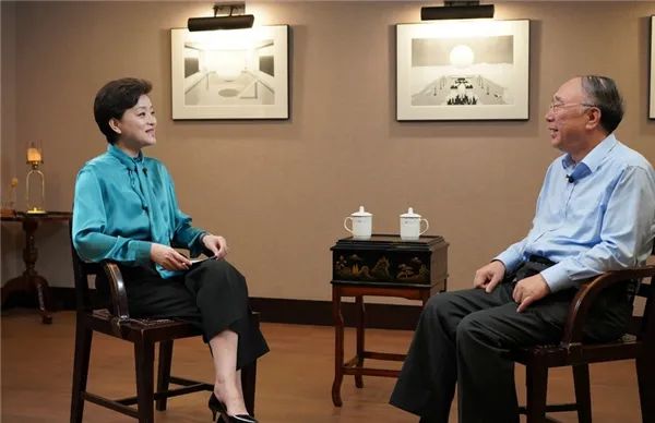 离开央视的著名主持人有哪些,54岁离开央视主持人有哪些