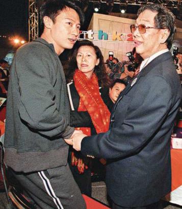 香港吴某凡的*艳猎**情史：天后港姐看不上，被不知名小助理迷乱心智