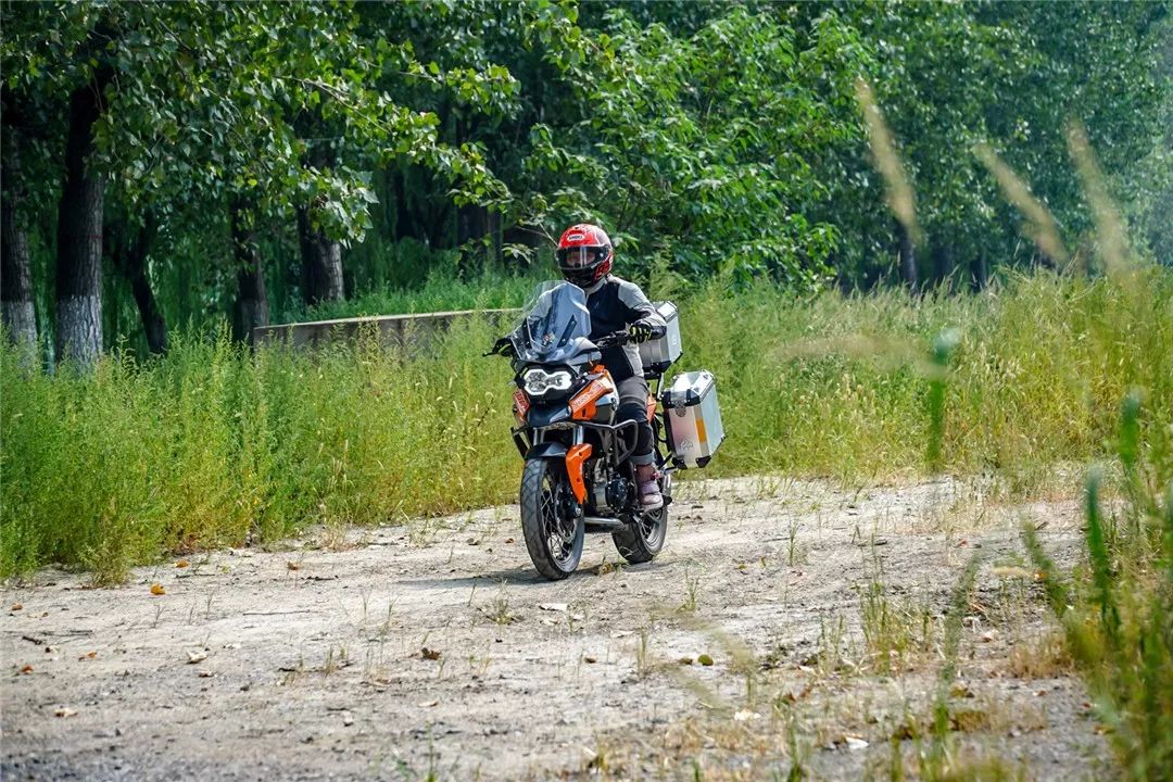 国产拉力车赛科龙rx4,宗申赛科龙rx4拉力车骑行视频