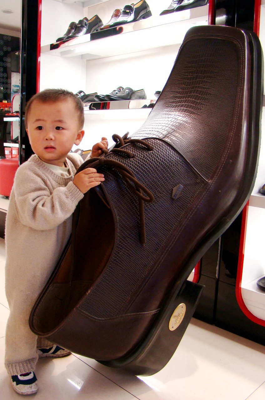 脚宽可以做窄吗,脚跟太宽穿什么鞋子