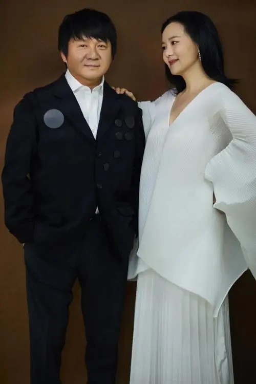 有皱纹依旧很美的女明星,皮肤松弛长皱纹的女明星