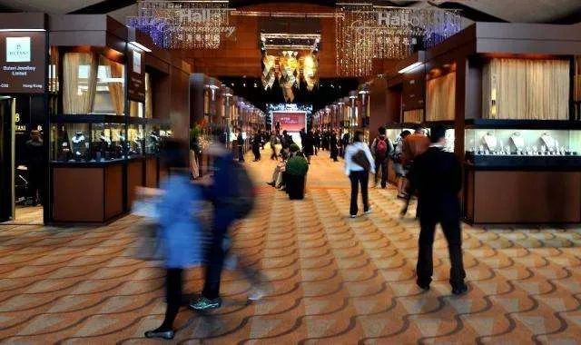 金店一天到晚没生意靠什么赚钱,金店主要是靠什么赚钱