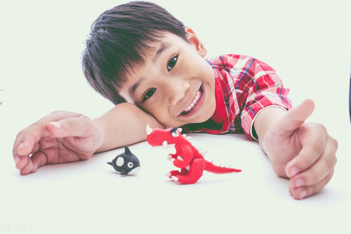 孩子威胁不和别的小朋友玩怎么办,孩子被其他小朋友打怎么办