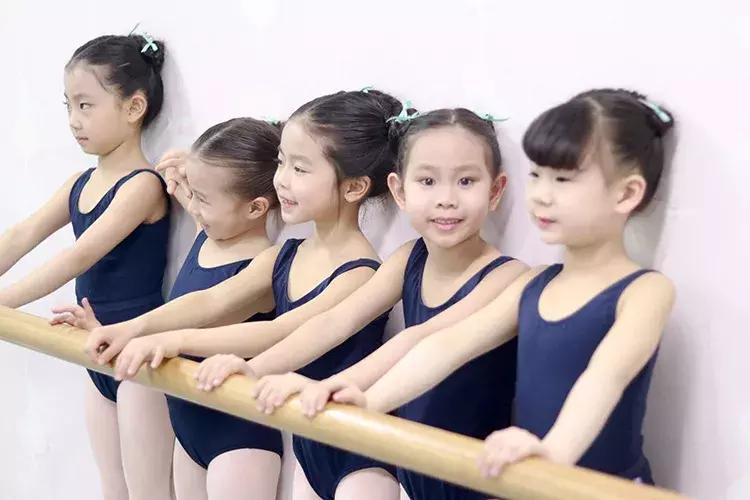 让人又爱又恨的运动休闲鞋,什么是好的足尖鞋