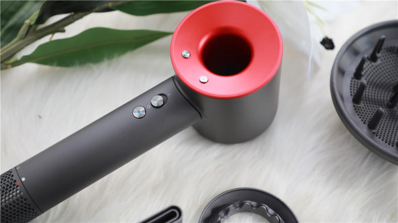 情人节礼物戴森吹风机定制款,走心情人节礼物