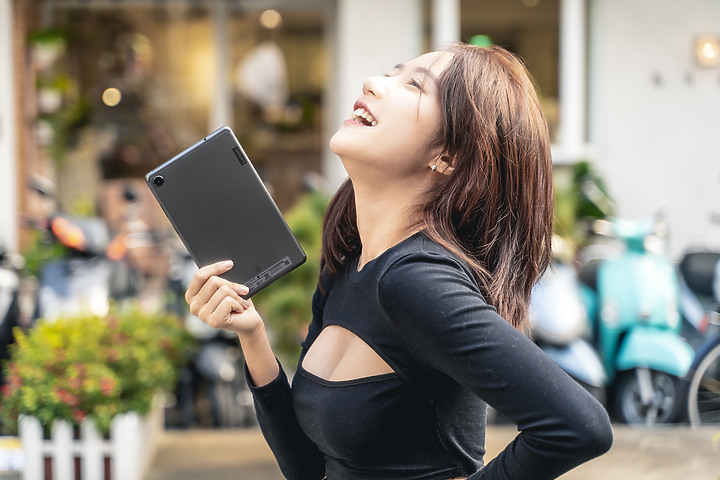 联想平板tabm8值得买吗,联想tabm8平板打游戏怎么样