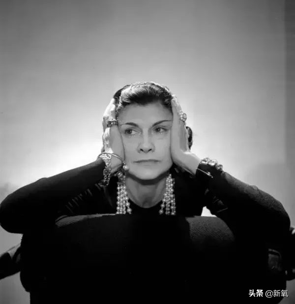 香奈儿jennie为什么没有高定,jennie为什么那么爱穿香奈儿