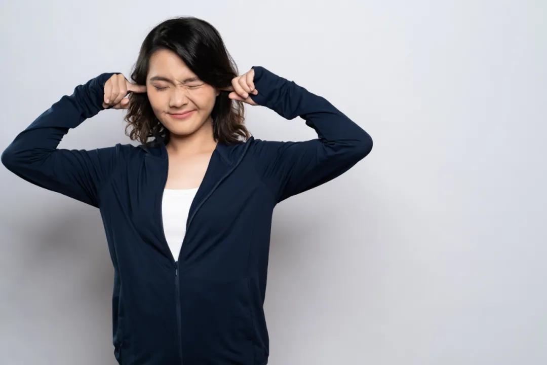 为什么腰酸背痛吃药没效果,年纪大了总是腰疼怎么回事