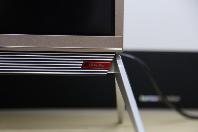 电视要不要哈曼卡顿音响,电视音质对比哈曼卡顿