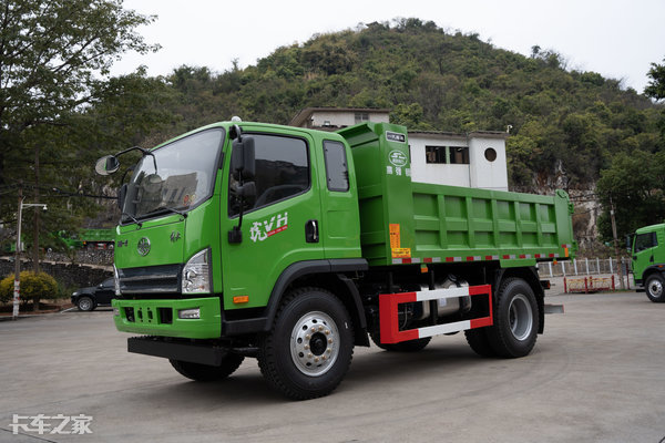 18年解放牌虎vh汽车130马力4米2,解放虎vh180马力4.2米高栏报价