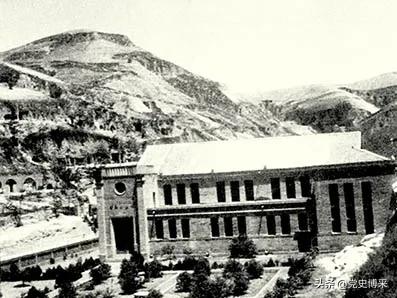 名垂青史的杨家岭，毛*东泽**理论创作的巅峰时期，40余篇著作诞生于此