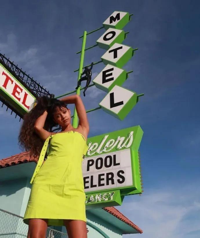 张大奕为什么被称为大陆第一网红,网红张大奕现在怎么样