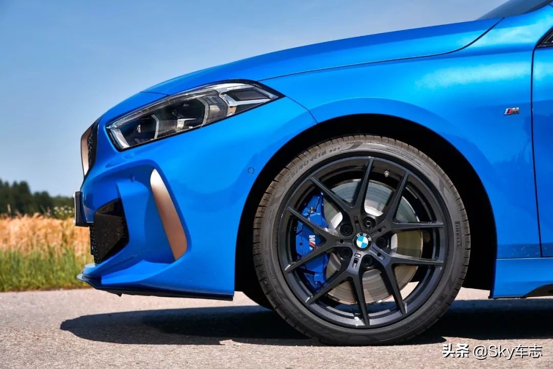 m135i和宝马1系哪个好,全新m135i宝马