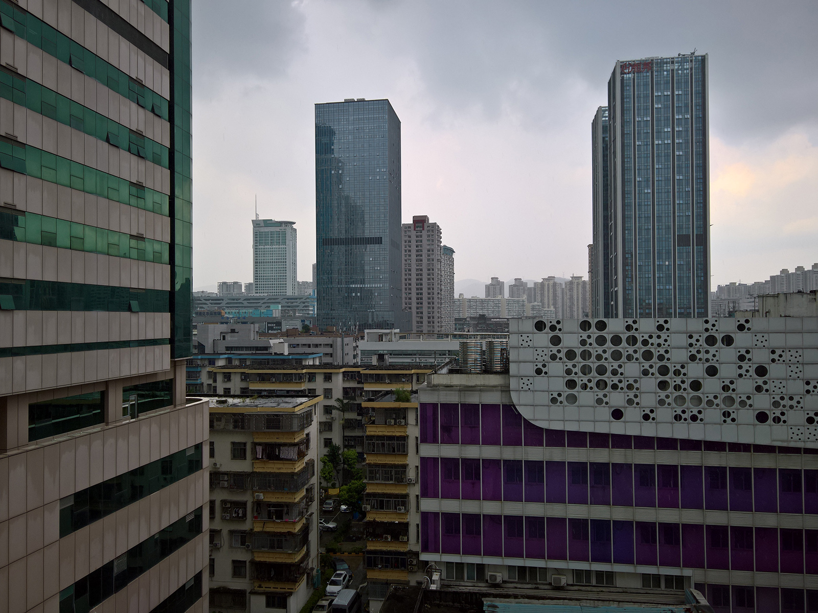 iphone4s开箱,乔布斯iphone4s发布会