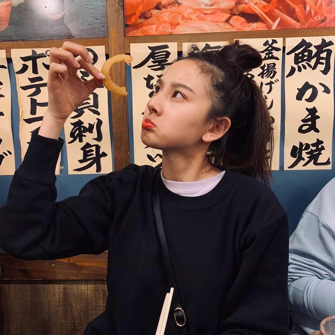 宋祖儿港风眼影,美宝莲眼影宋祖儿