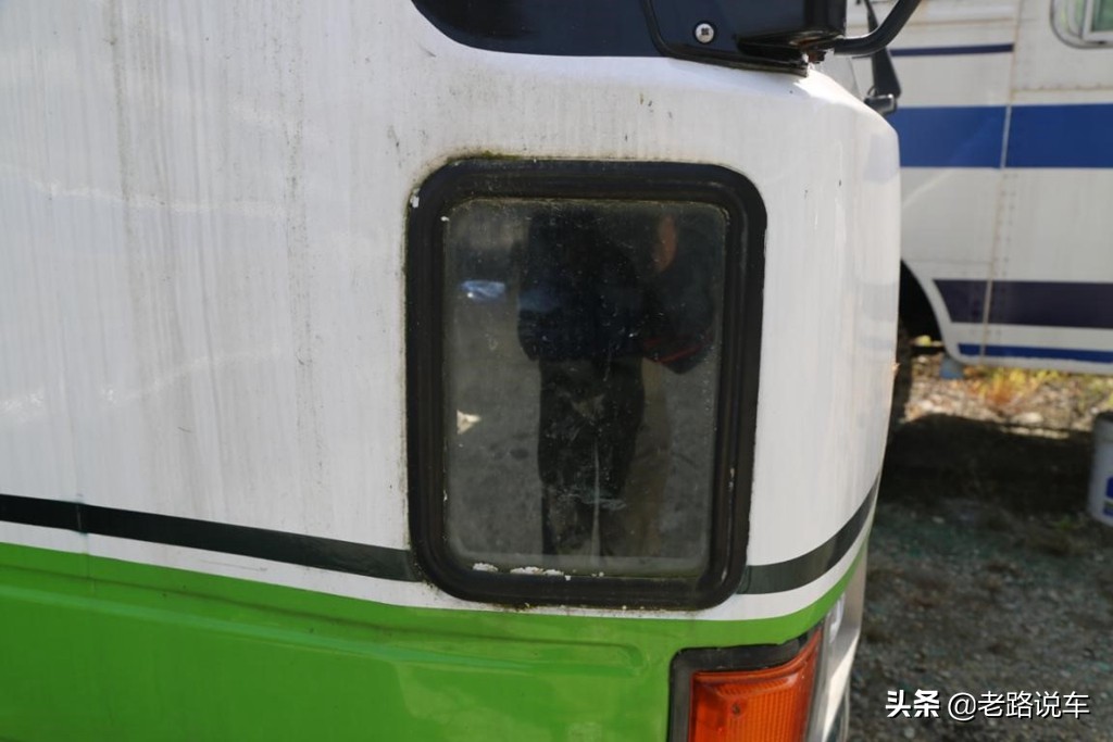 曾为政府机构“*用御**”客车的丰田第二*考代**斯特