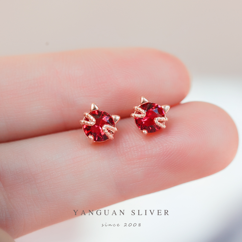 时尚大气的耳环有哪几款,又简约又大方的耳环