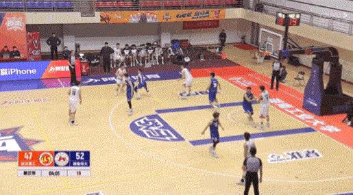 禁赛两年！直接踩踏对手“裆部”啊，这动作也太狠了