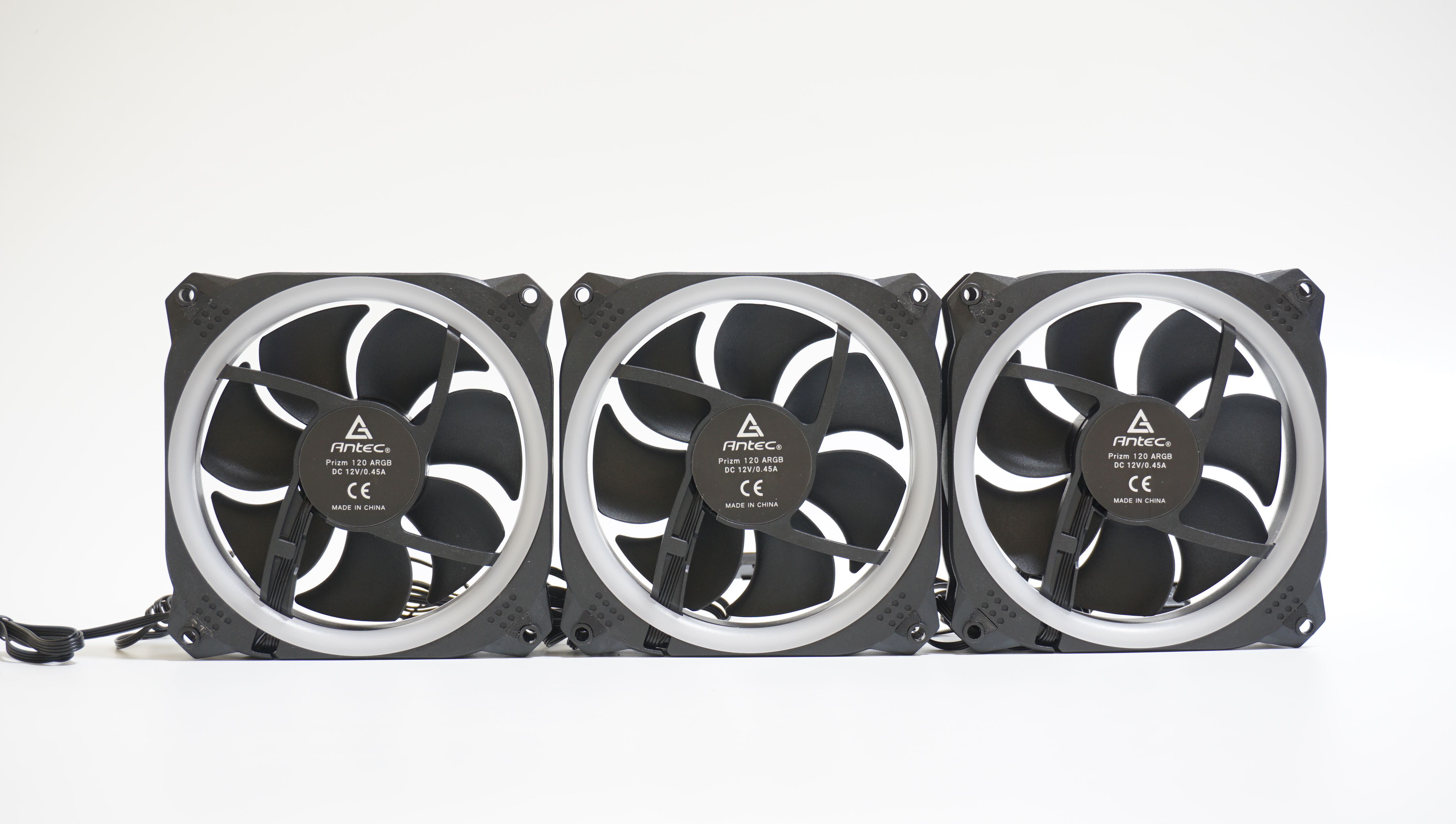 色彩与色彩的碰撞,色与彩