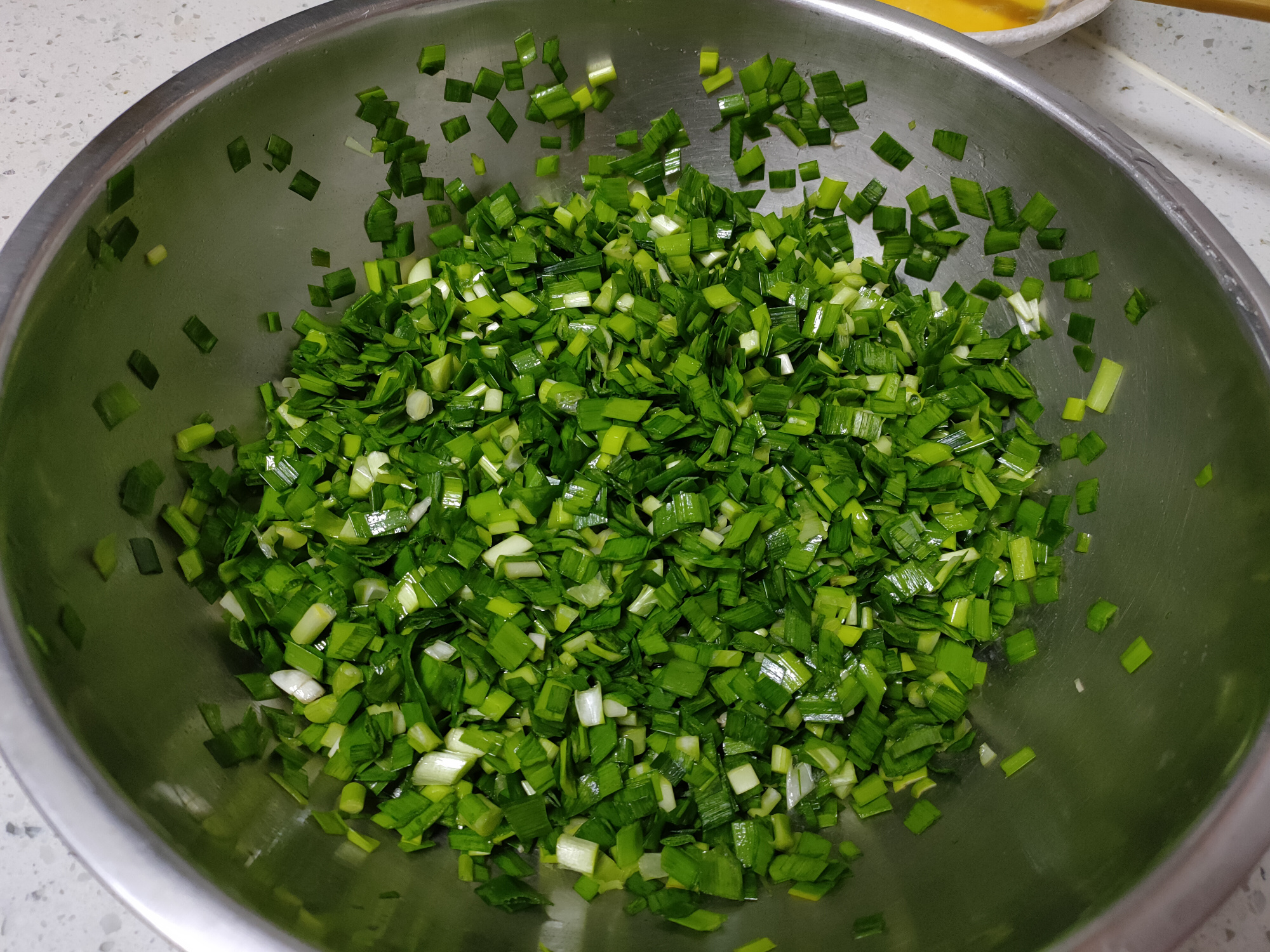 家常馅饼的做法怎么和面软,馅饼和面怎么做才松软好吃