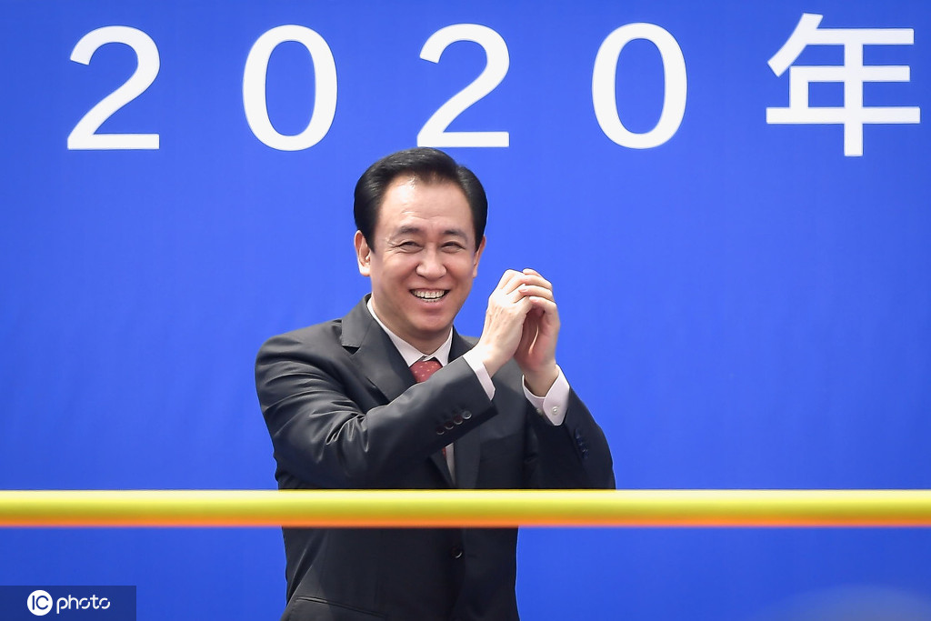 恒大正在建设的10万人体育场,恒大为啥要建新足球场