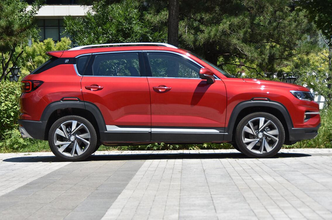 XRV的眼中钉,光发动机就更强,实测油耗6.4L,扭矩260N.m,仅9万