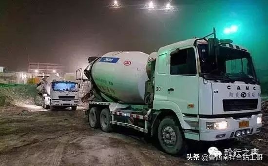 搅拌车新手入行需要注意什么,开搅拌车需要注意什么