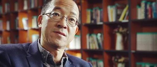 用100个句子记完7000个单词,100个句子记住7000单词图片