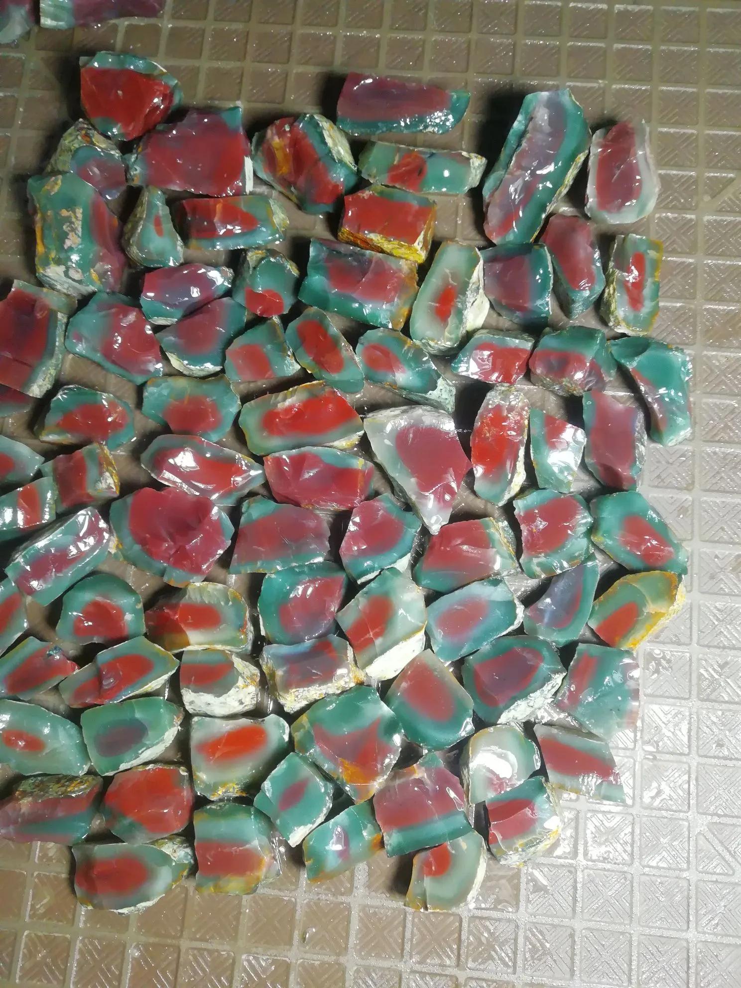 秦紫玉如何鉴别和作用,秦紫玉与和田玉的区别