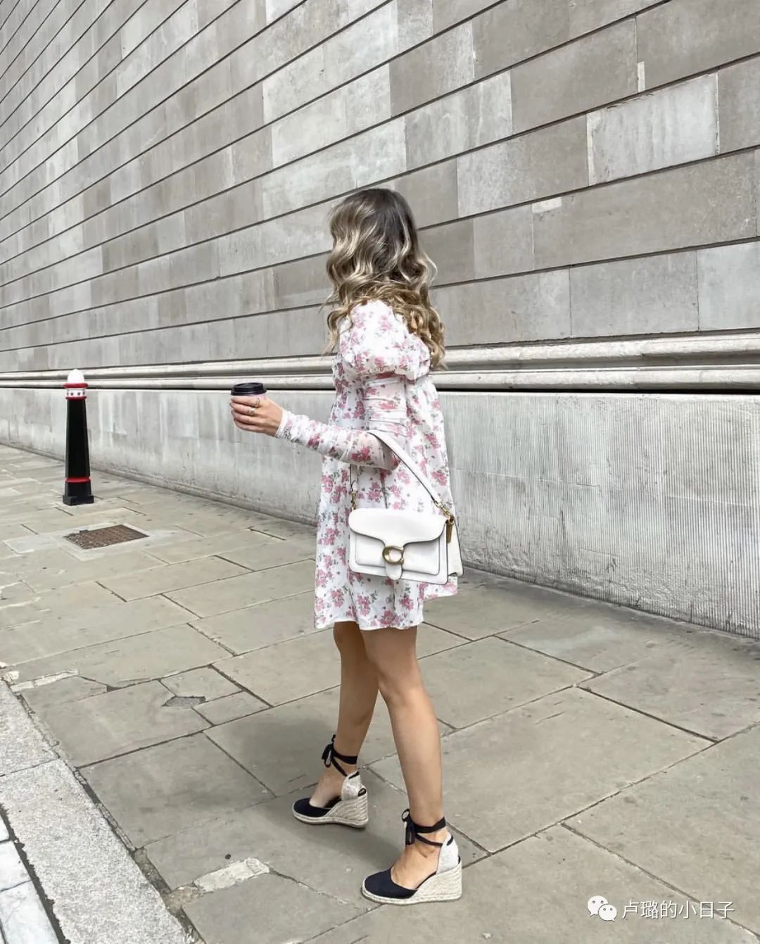 要说高级感的包，标配一定是白色包