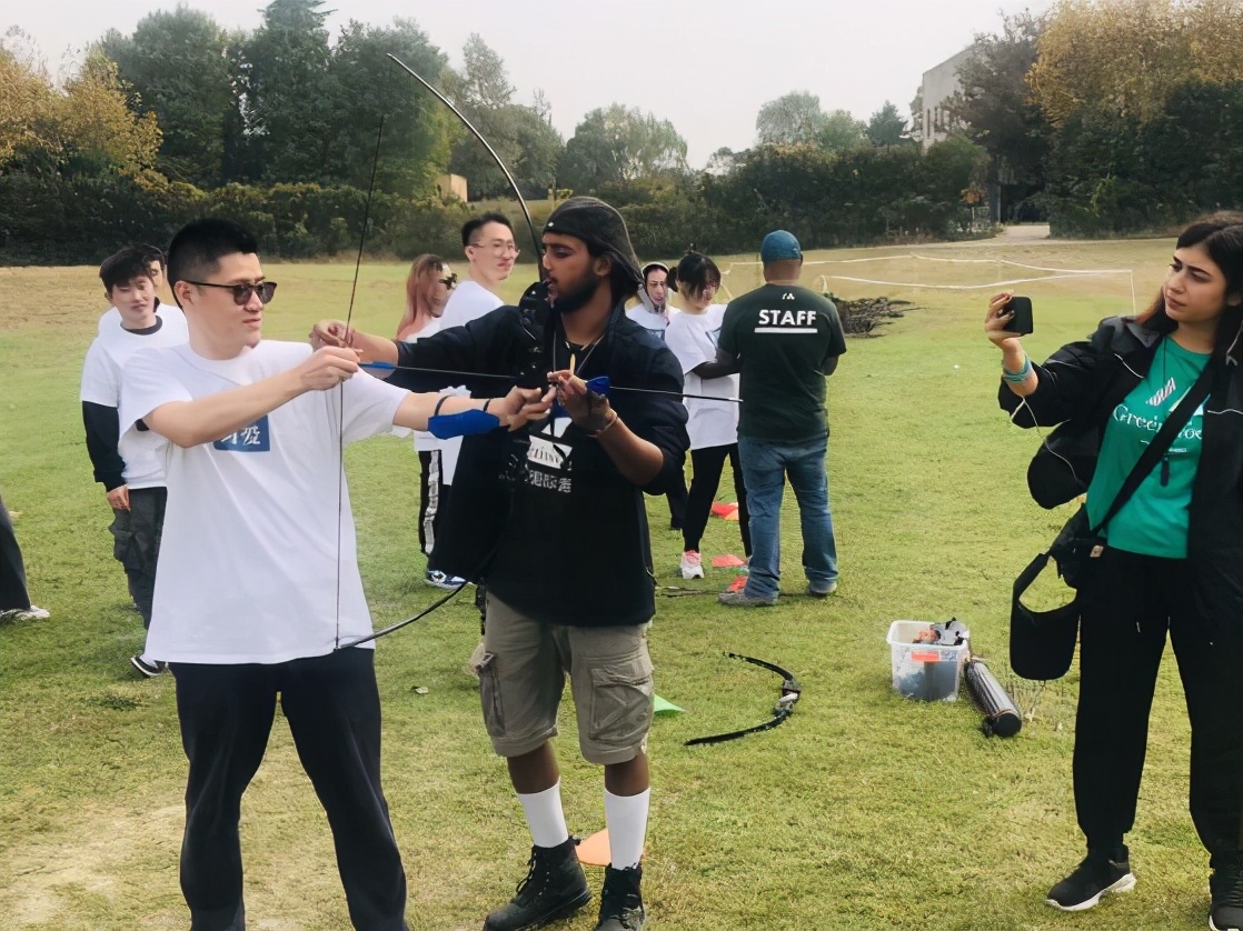 凝心聚力你我同行----记校长邦游美上海营地团建活动