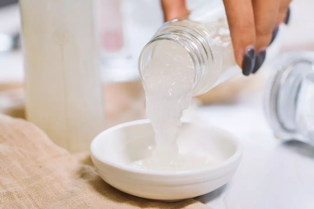 1碗炖品=1瓶神仙水！花式燕窝配送到家