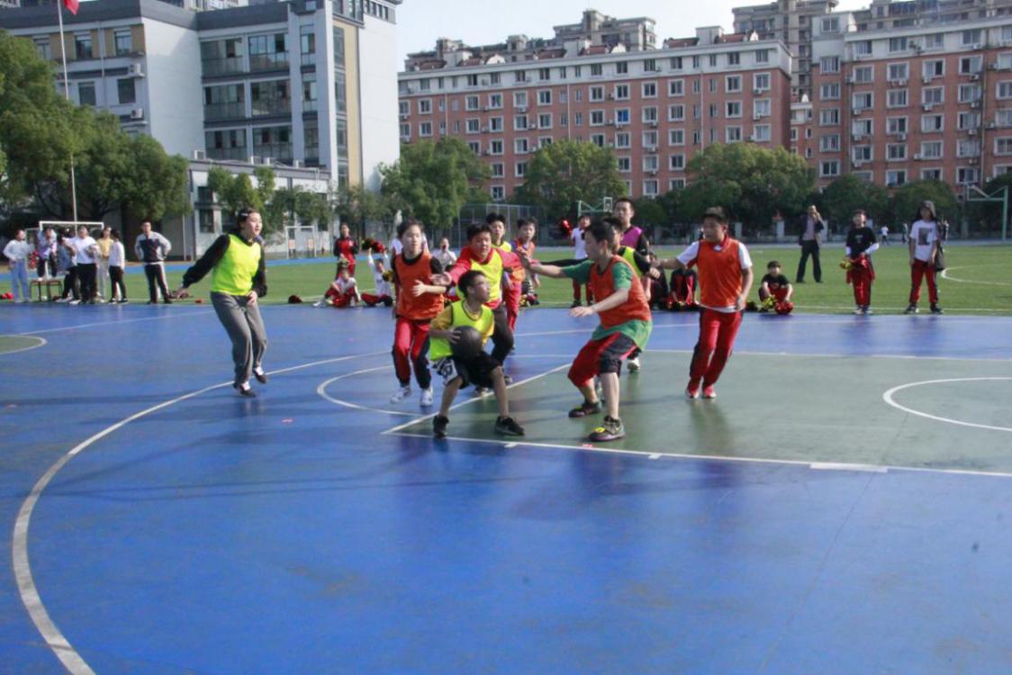 你跑起来真好看！橄榄球、保龄球、网球……球球大作战来啦