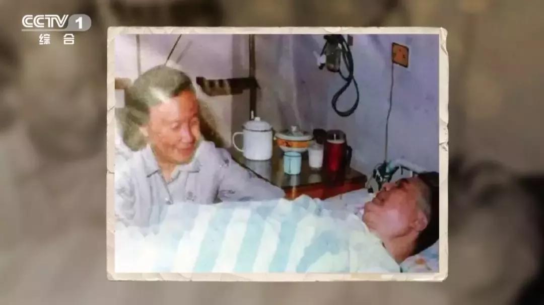 回答这个问题的英语,一句话就能回答完整的问题