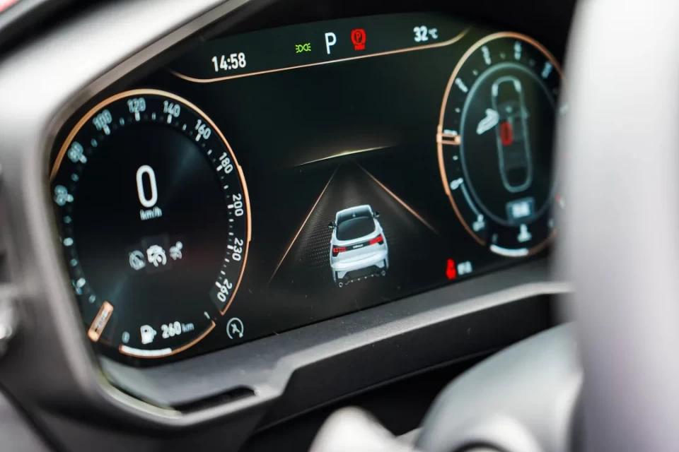 领克01phev和领克05phev,2022款领克05两驱耀halo测评