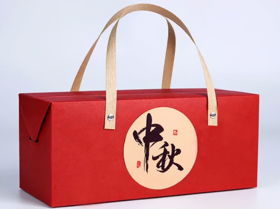 中秋送月饼给客户要扣个税吗,公司中秋节发员工月饼要交税吗