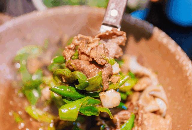 给你三秒钟选一个词语,形容岳阳的词汇