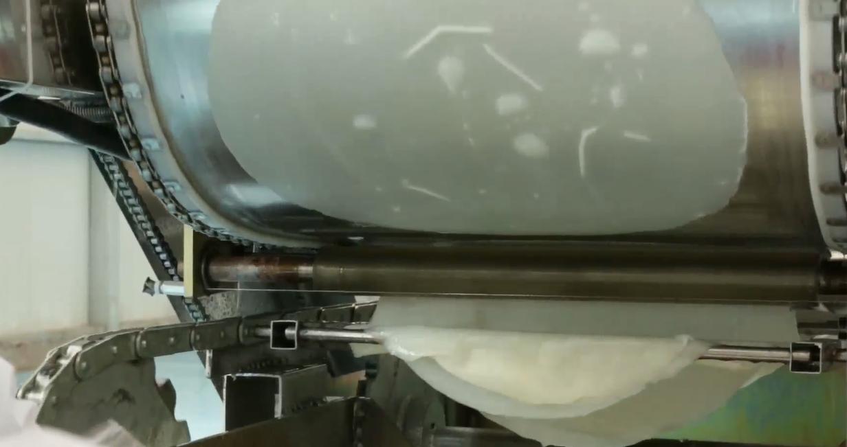 钢带水冷凉皮机,凉皮机全自动600型