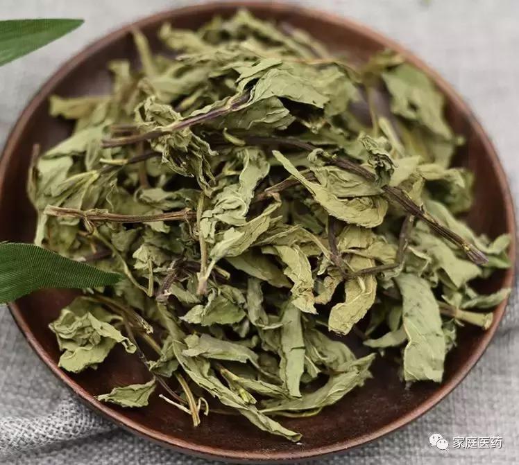 喝了冷饮喝什么茶解渴最好,夏天喝这六种茶不仅解渴还能消暑