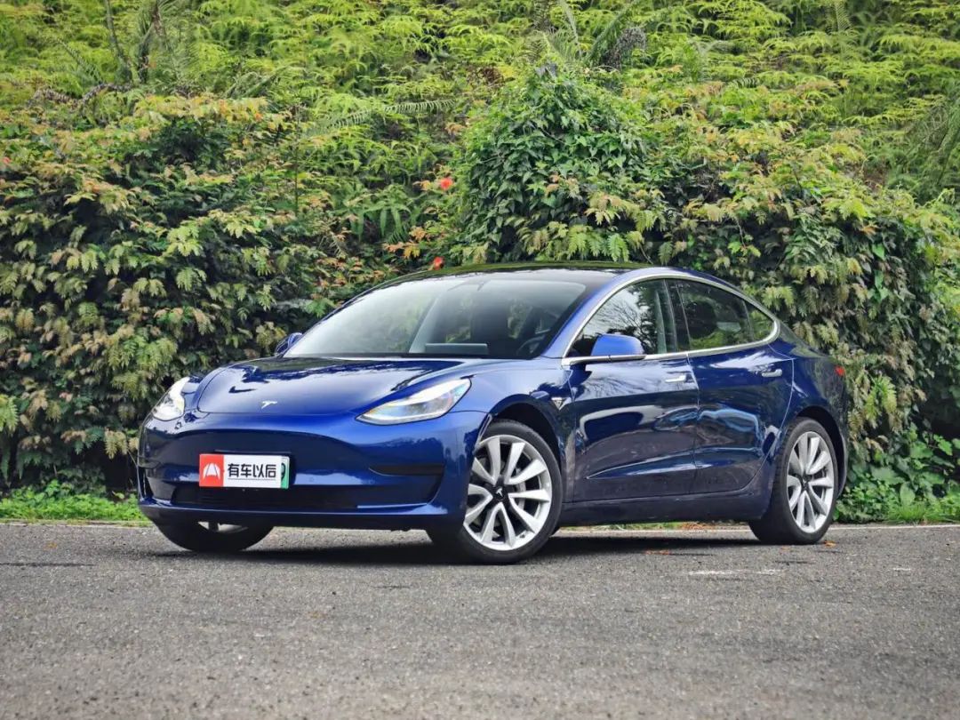 花十多万买七代凯美瑞,花25万买丰田凯美瑞到底值不值