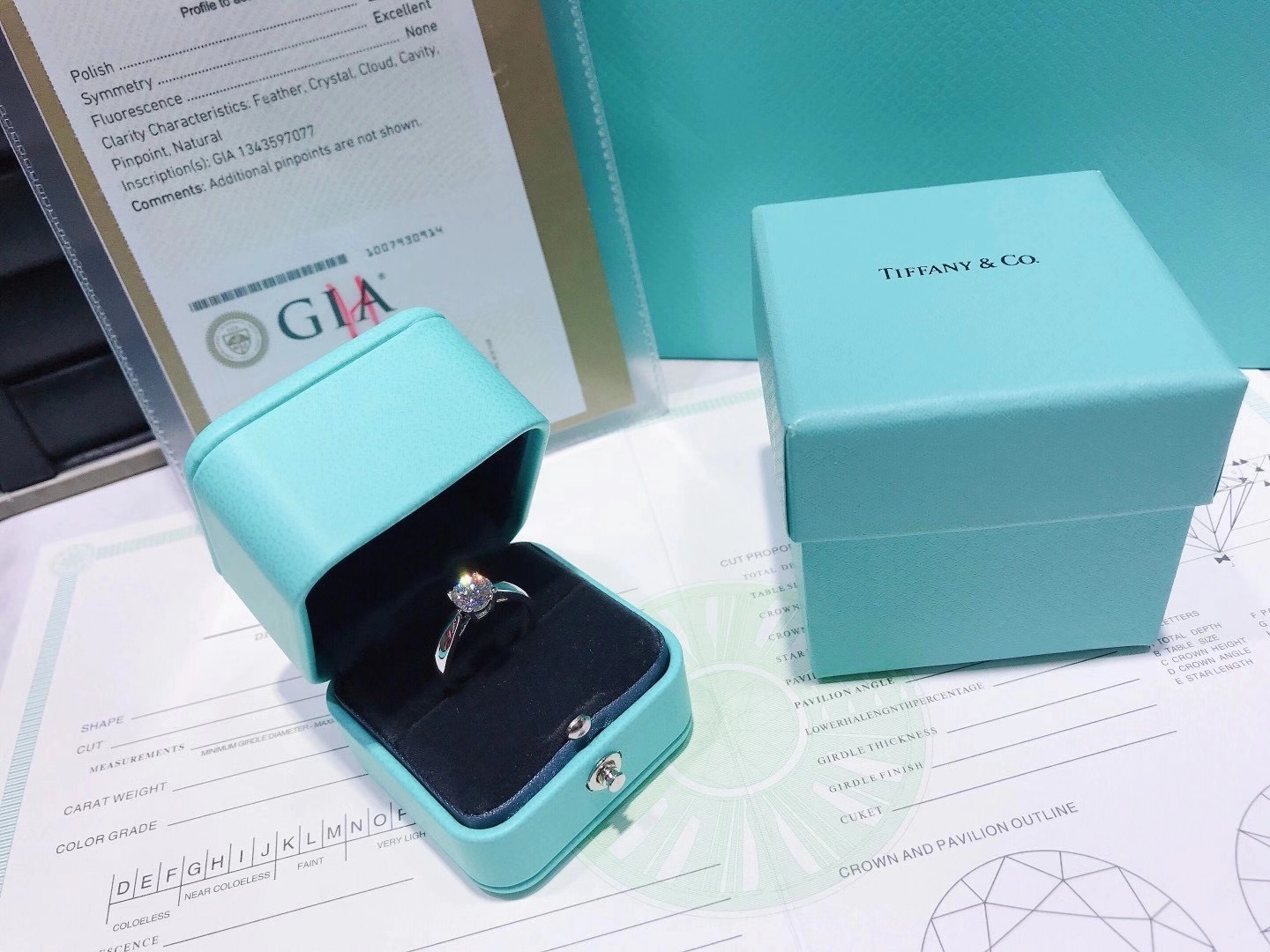 买钻戒什么牌子比较好又实惠,买钻戒哪个牌子比较好