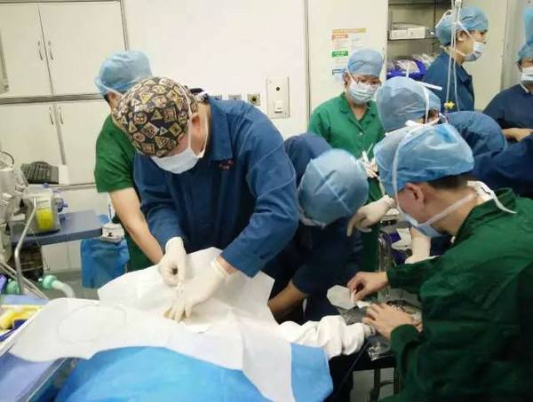 女子怀孕7个月被婆婆逼着引产,女子怀孕7个月被老公逼着打胎