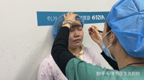 胖妹妹适合割双眼皮吗,胖女孩割双眼皮