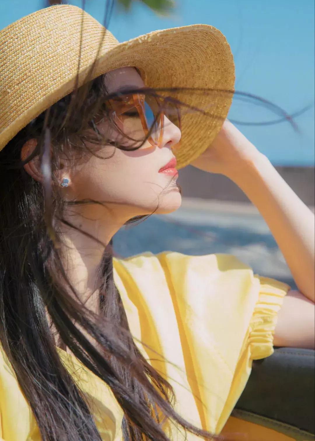 刘亦菲耳环搭配图片,刘亦菲脸小吗